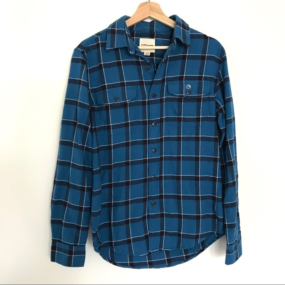 American Eagle Outfitters Plaid Button-down Shirt